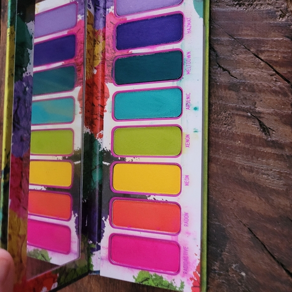 Mekt radioactive - Picture 2 of 2